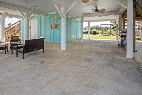 1106 Helen Dowdy Crystal Beach TX 77650