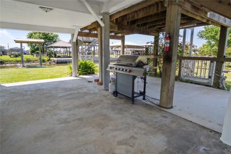1106 Helen Dowdy Crystal Beach TX 77650