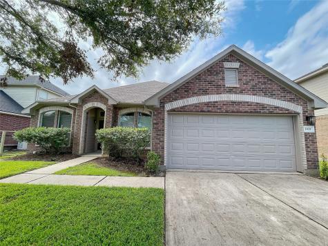 1519 Chandler Park Lane Fresno TX 77545