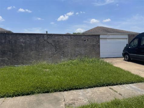 9314 Clipperwood Place Houston TX 77083