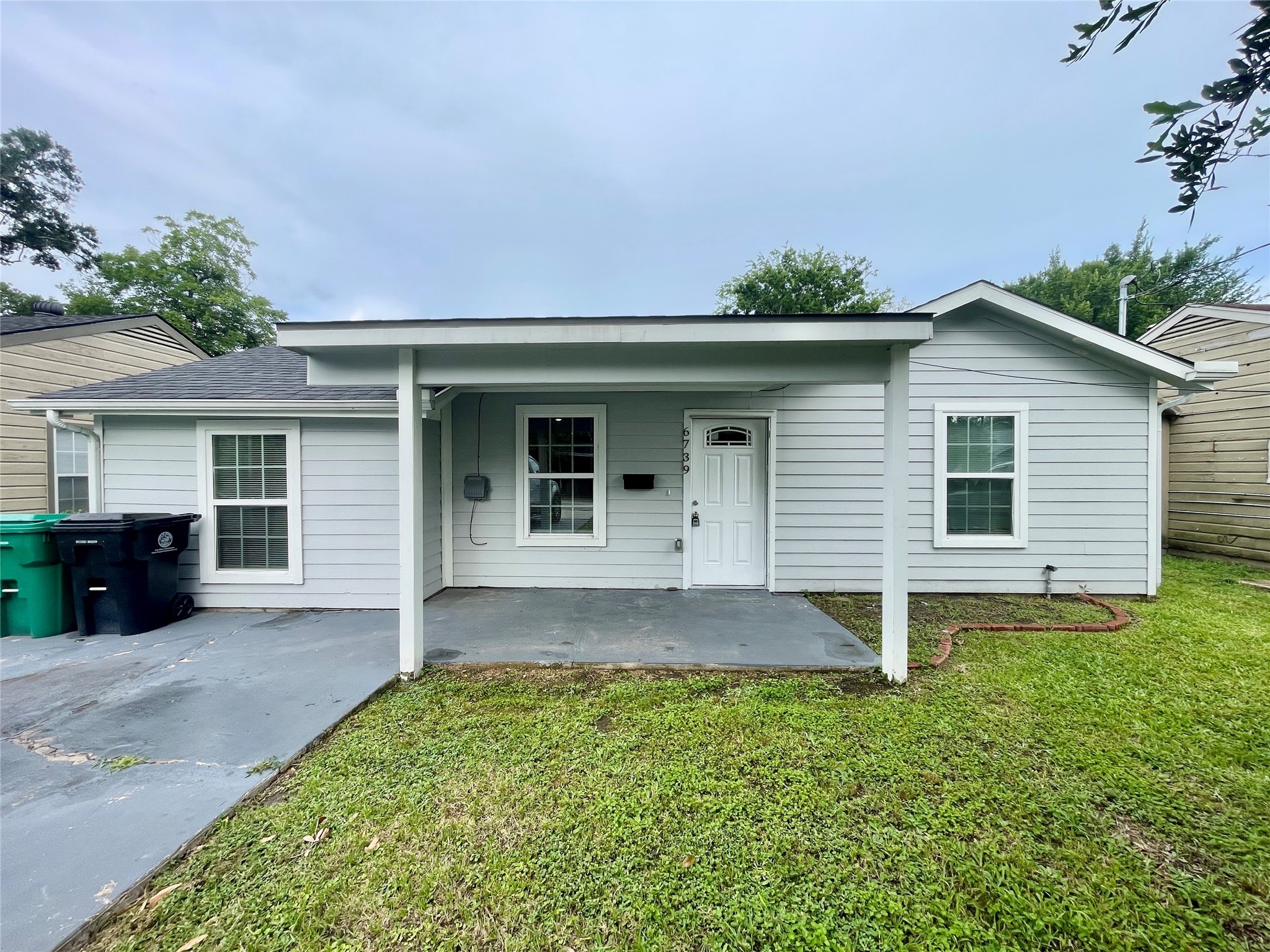 6739 New York Street Houston TX 77021