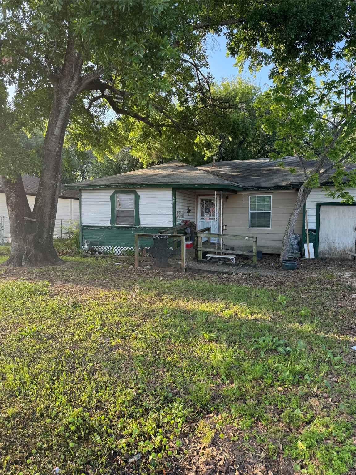1118 Blackwood Avenue Houston TX 77032