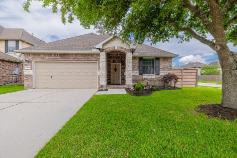 2535 Pelican Drive Seabrook TX 77586