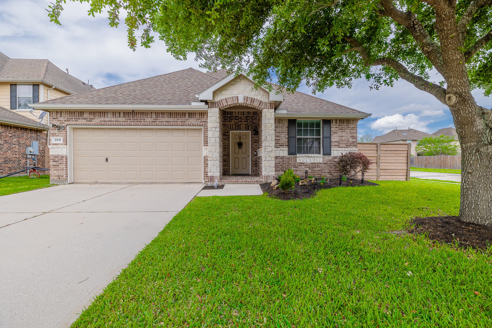 2535 Pelican Drive Seabrook TX 77586