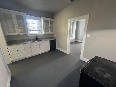 1925 11th Street Port Arthur TX 77640