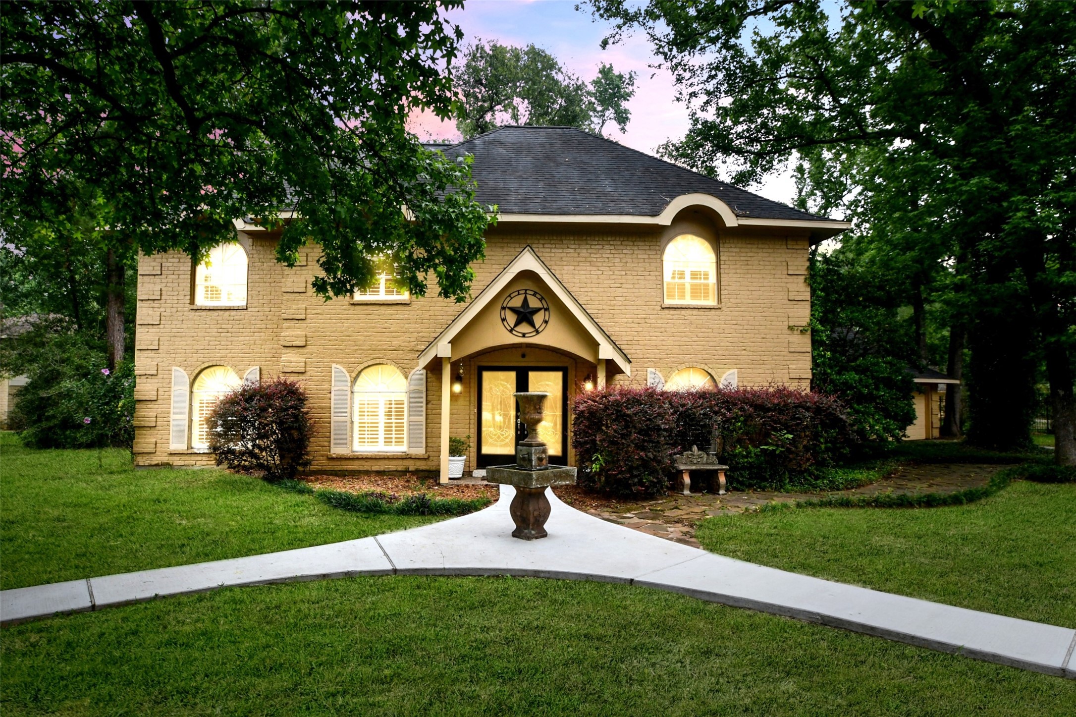 115 Magnolia Bend New Caney TX 77357