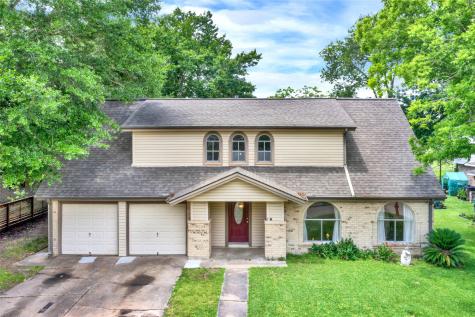 229 Palm Aire Drive Friendswood TX 77546