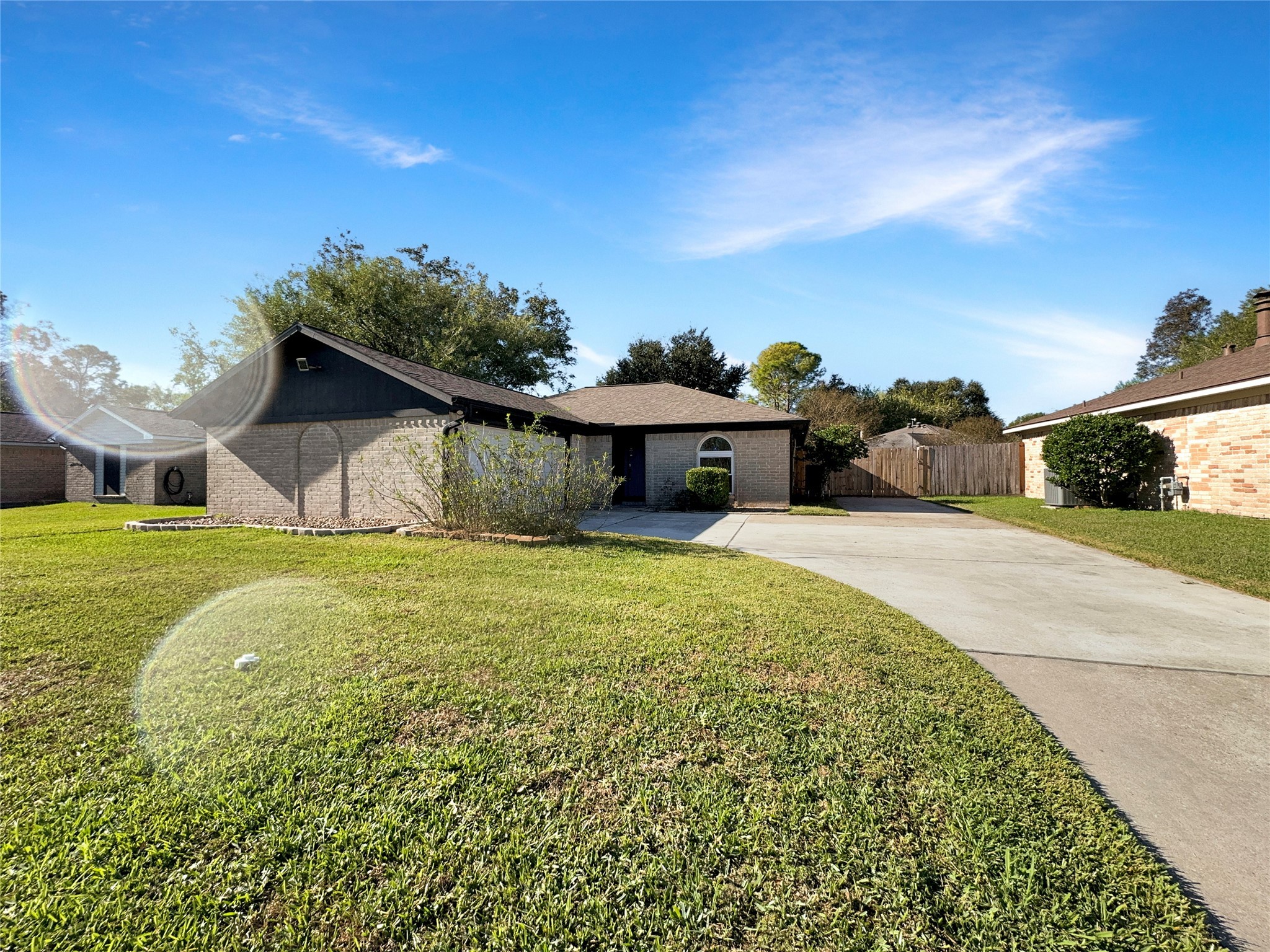 209 Bayridge Drive League City TX 77573