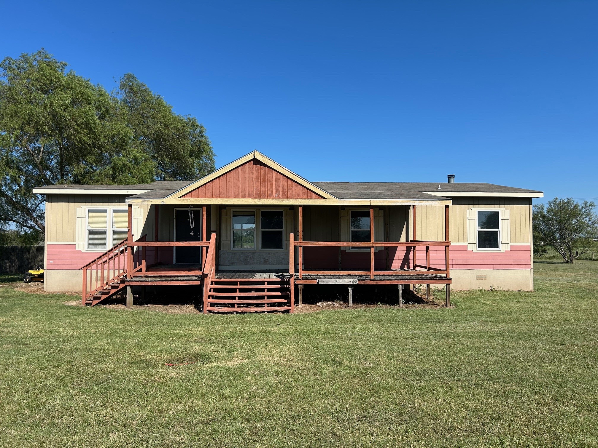 1150 Prairie Valley Road West Point TX 78963