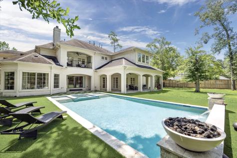 11930 Knippwood Lane Houston TX 77024