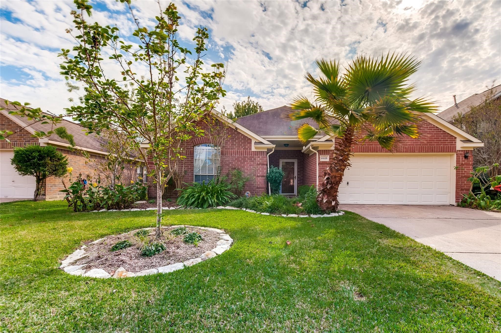4926 Linden Place Pearland TX 77584