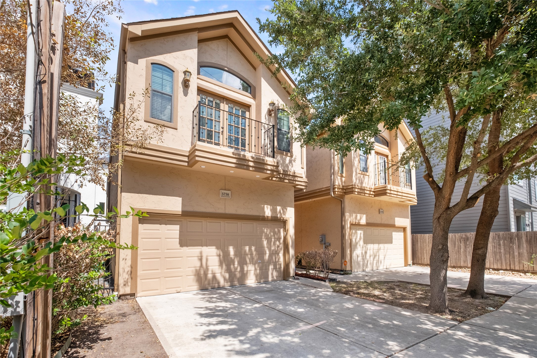 5730 Petty Street Houston TX 77007