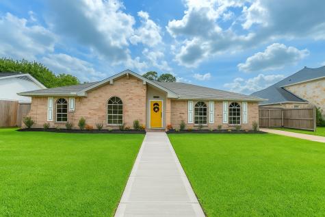 963 Marcella Street Houston TX 77091