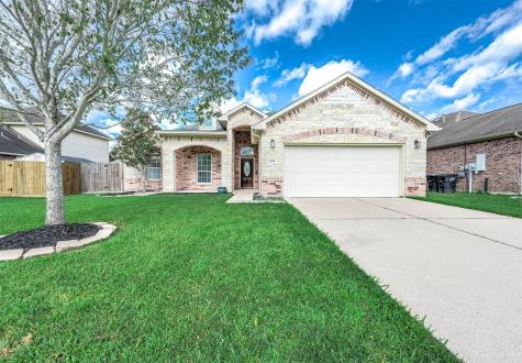 1449 Barras Street Alvin TX 77511