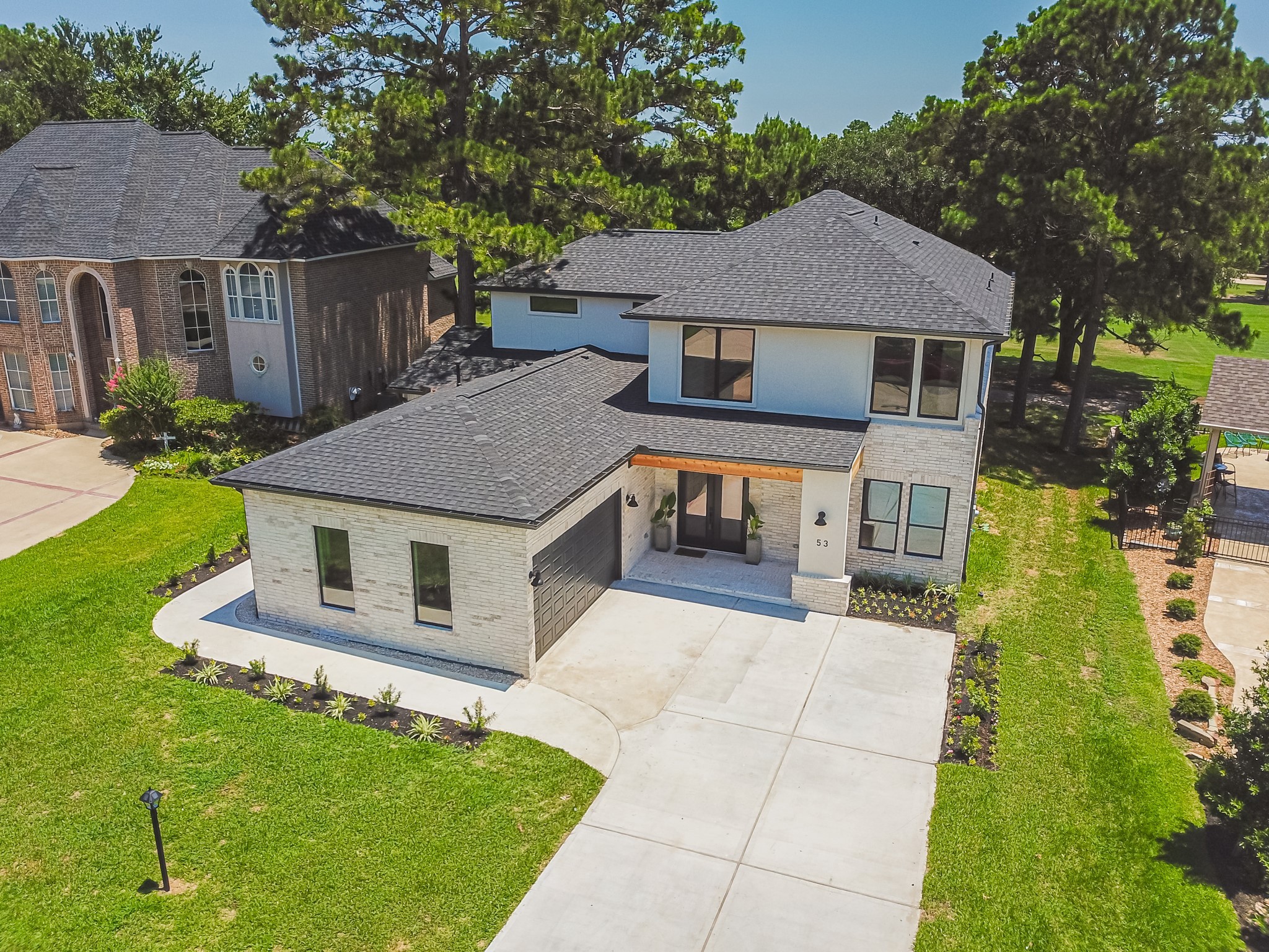 53 S Wind Drive Montgomery TX 77356