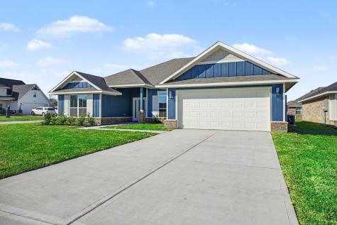 1 Keystone Court Angleton TX 77515