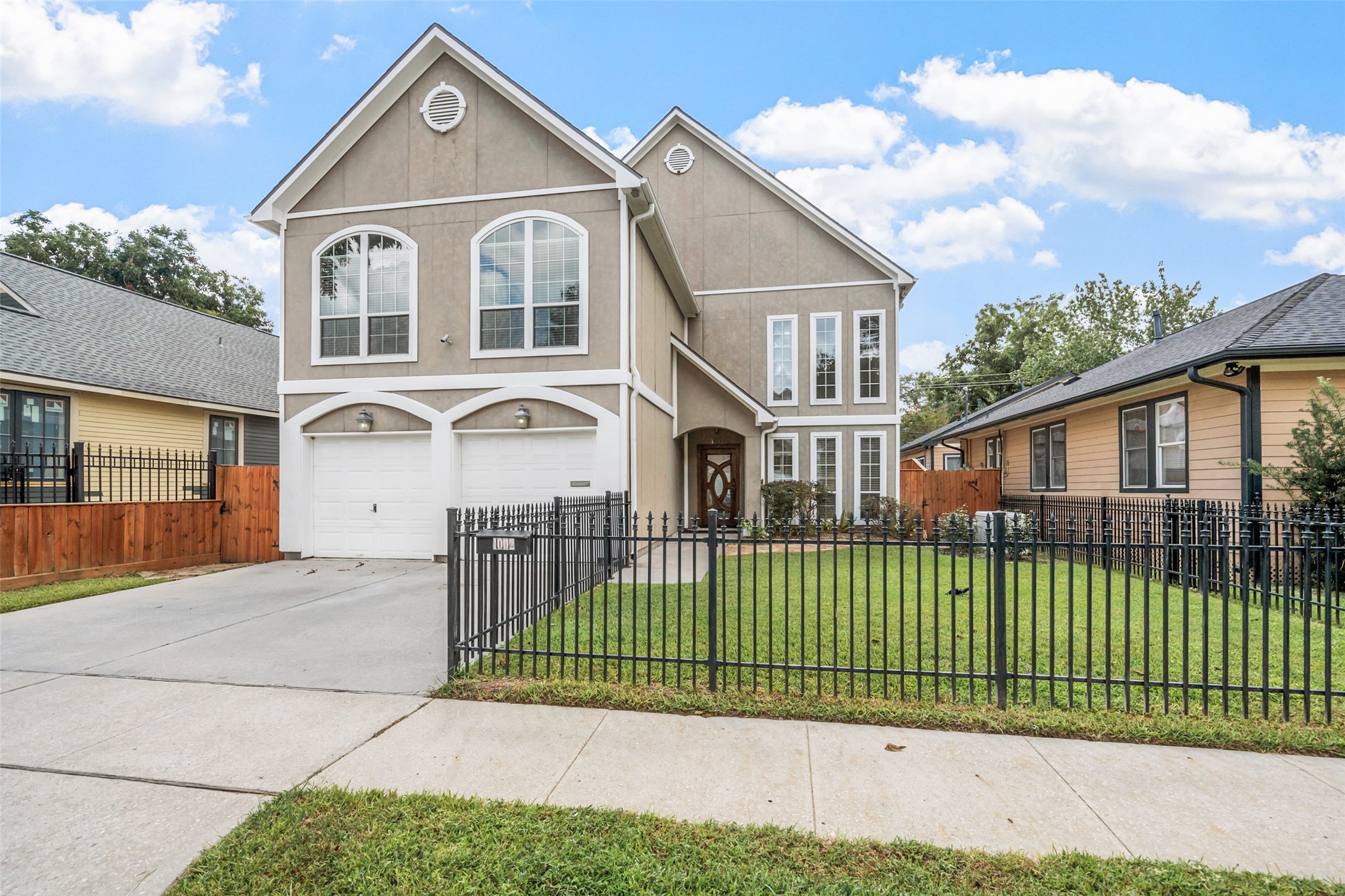 1002 E 27th Street Houston TX 77009
