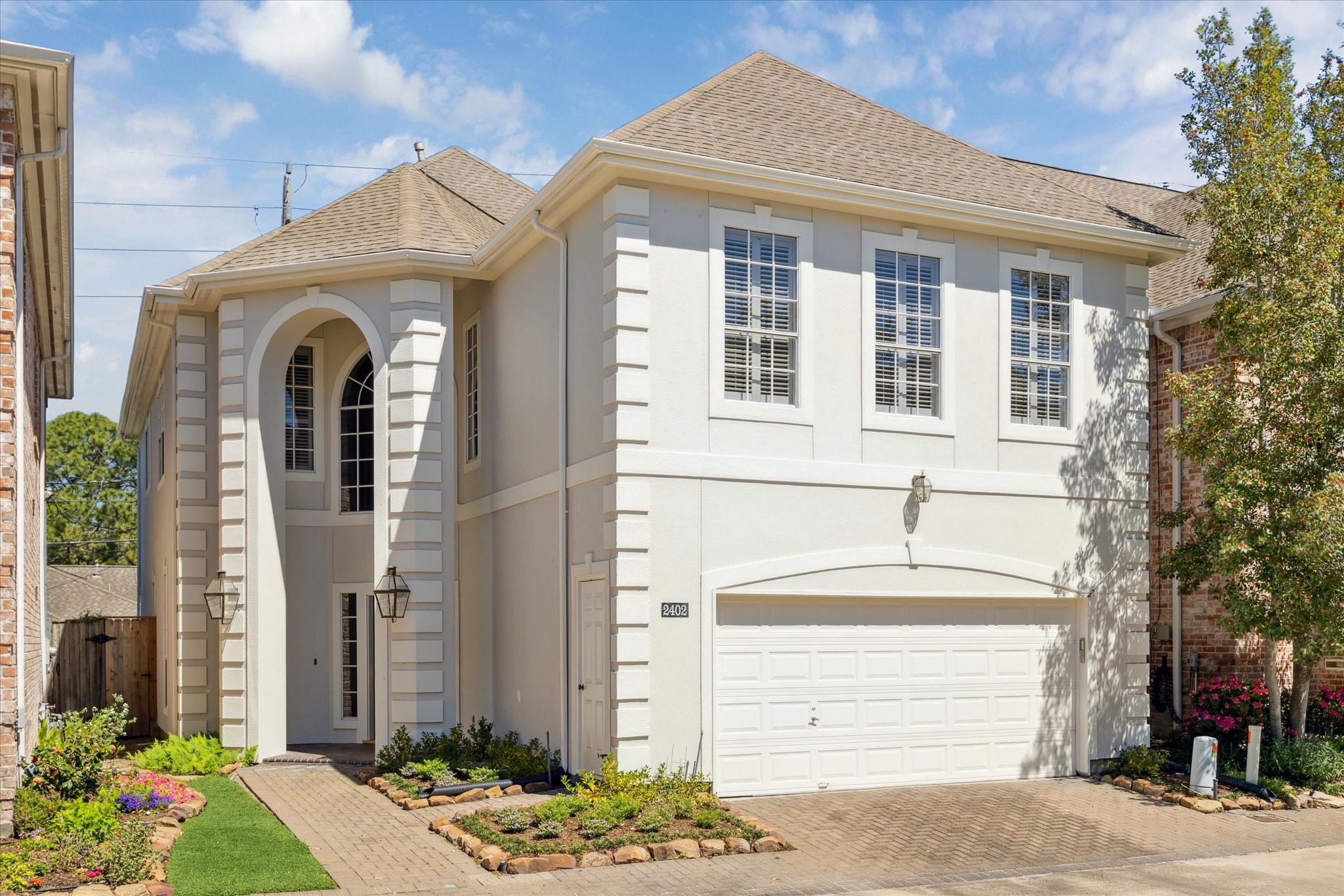 2402 Briar Ridge Drive Houston TX 77057