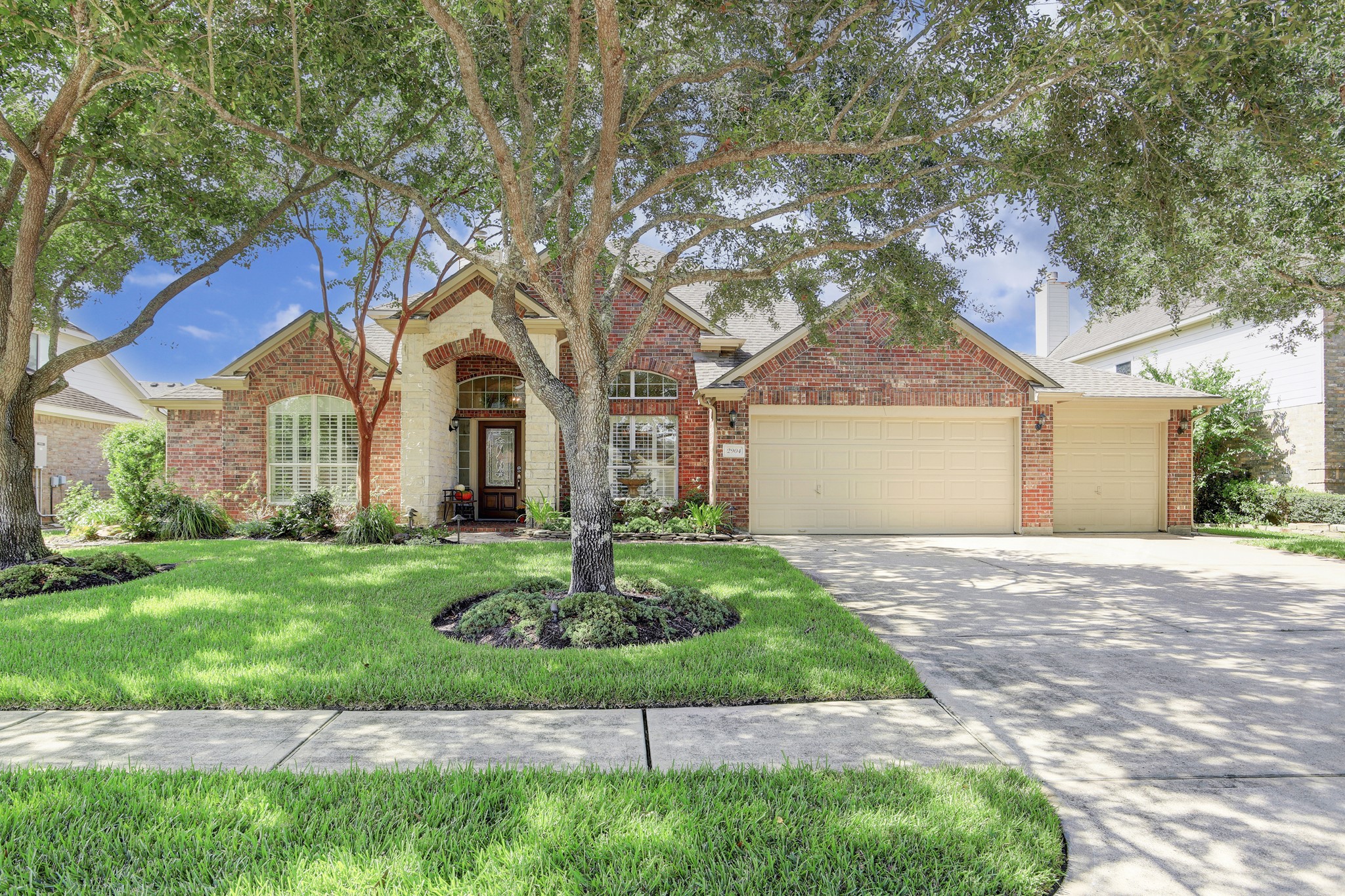 2904 Concord Knoll Drive Pearland TX 77581