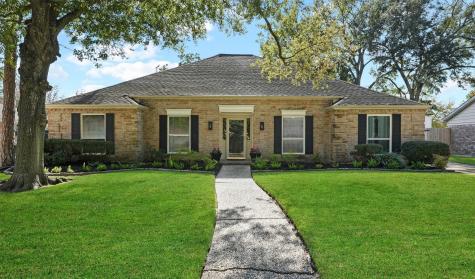 10915 Chevy Chase Drive Houston TX 77042