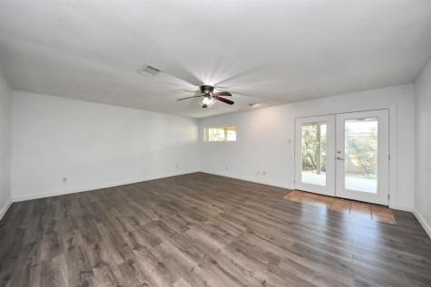 1409 N Park Ridge Drive Deer Park TX 77536