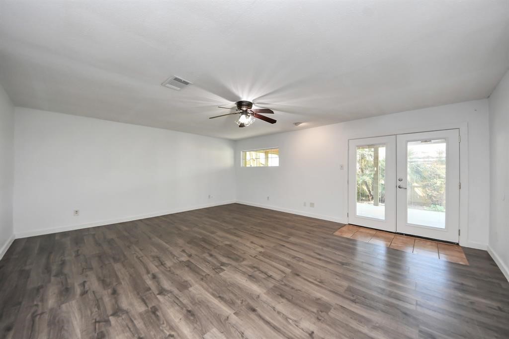 1409 N Park Ridge Drive Deer Park TX 77536