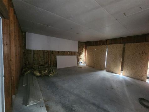 86 Road 5102 L Cleveland TX 77327