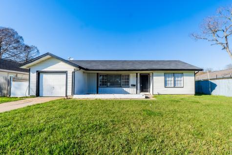 1408 15th Avenue N Texas City TX 77590