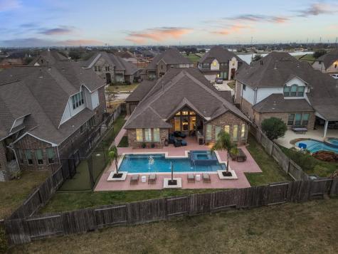 1704 Garden Point Lane League City TX 77573