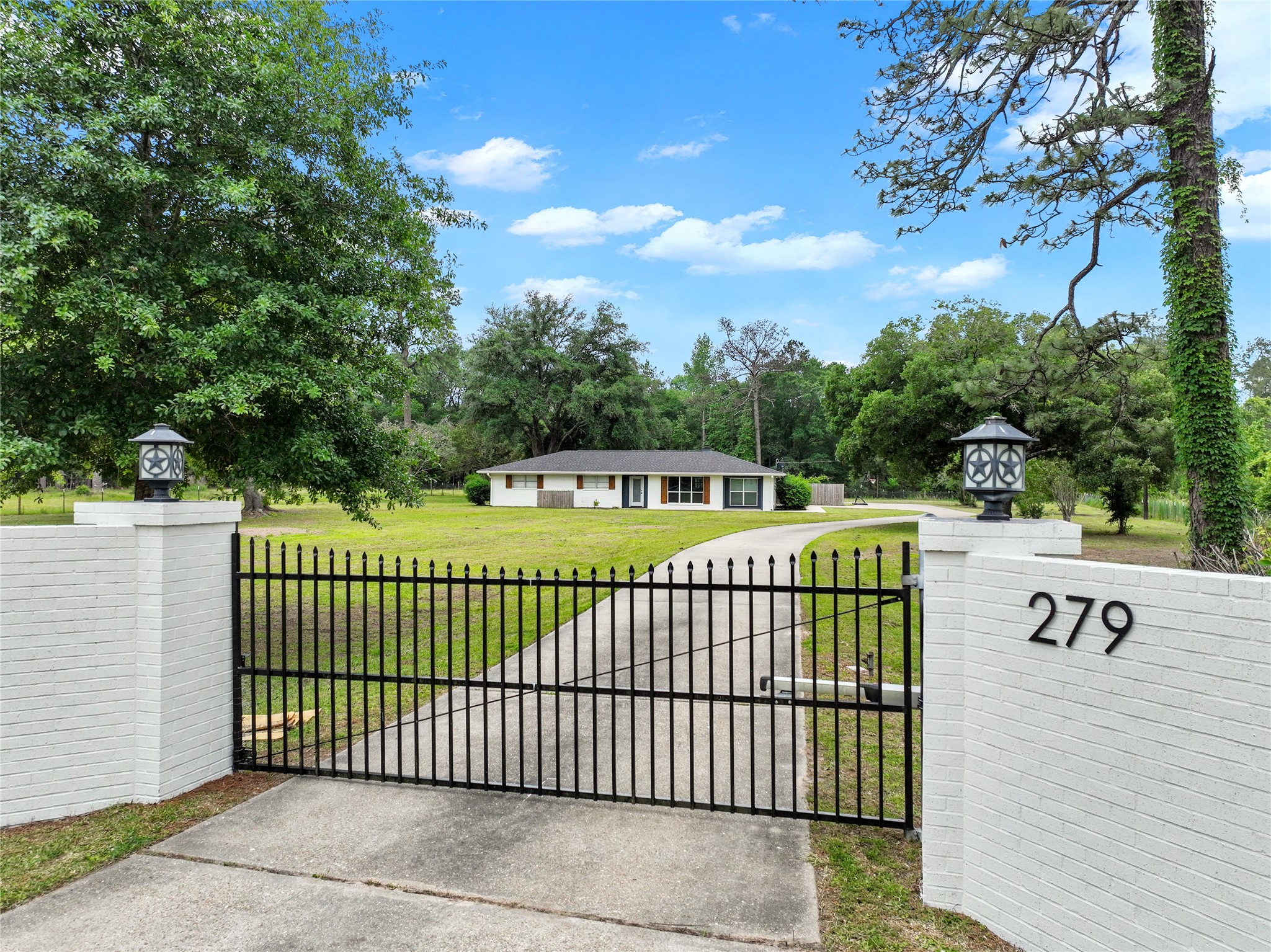 279 County Road 400 Kirbyville TX 75956