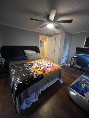 105 N Carver Street Edna TX 77957