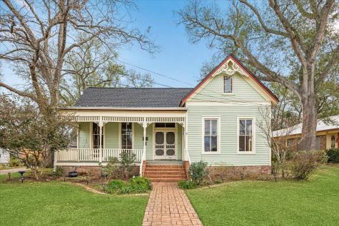 701 W Third Street Brenham TX 77833