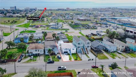5741 Avenue R Galveston TX 77551