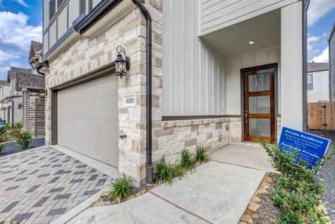 3011 Valley Peak Drive Houston TX 77063