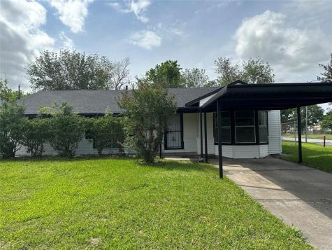 5702 Groveton Street Houston TX 77033
