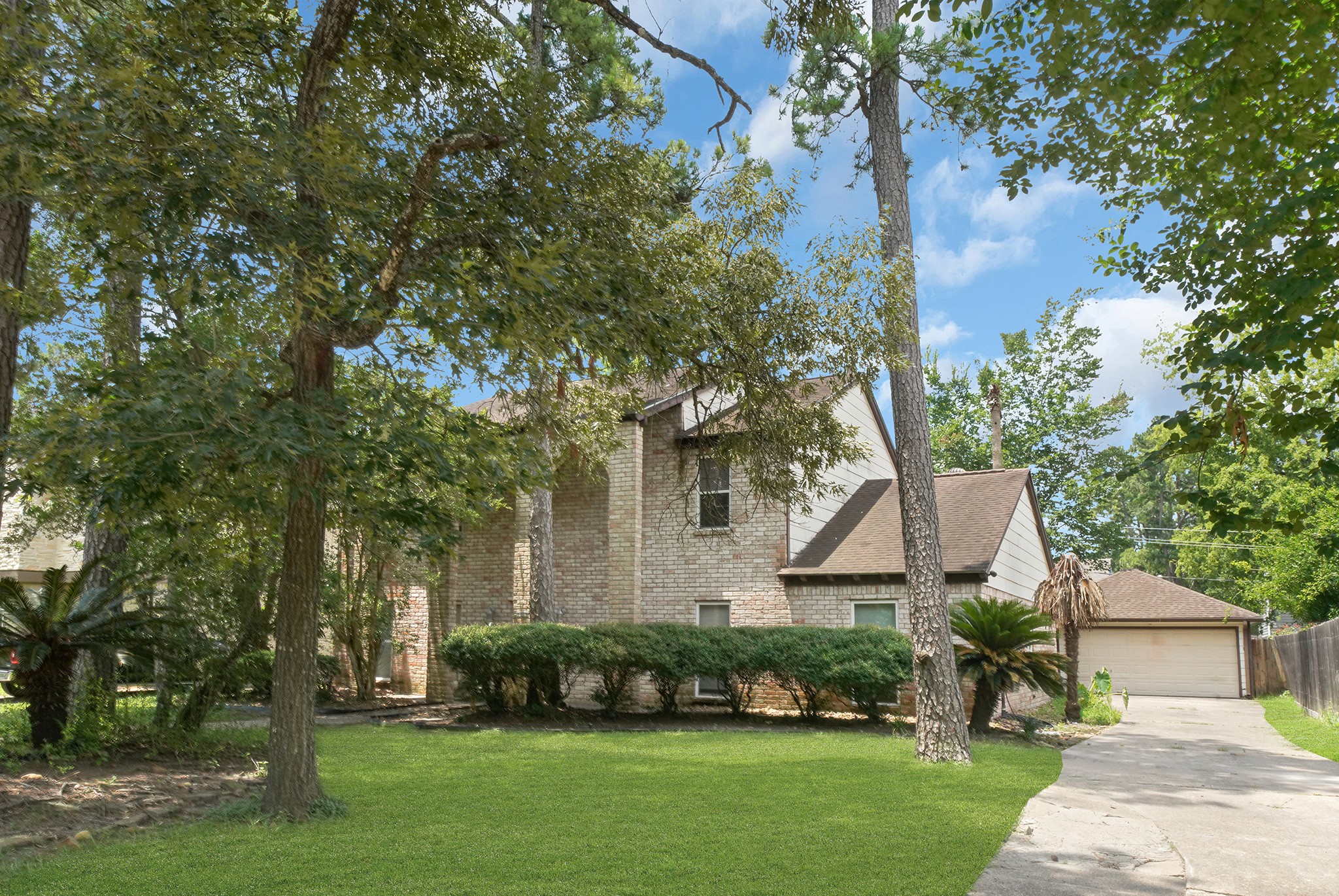 18047 Ella Boulevard Houston TX 77090