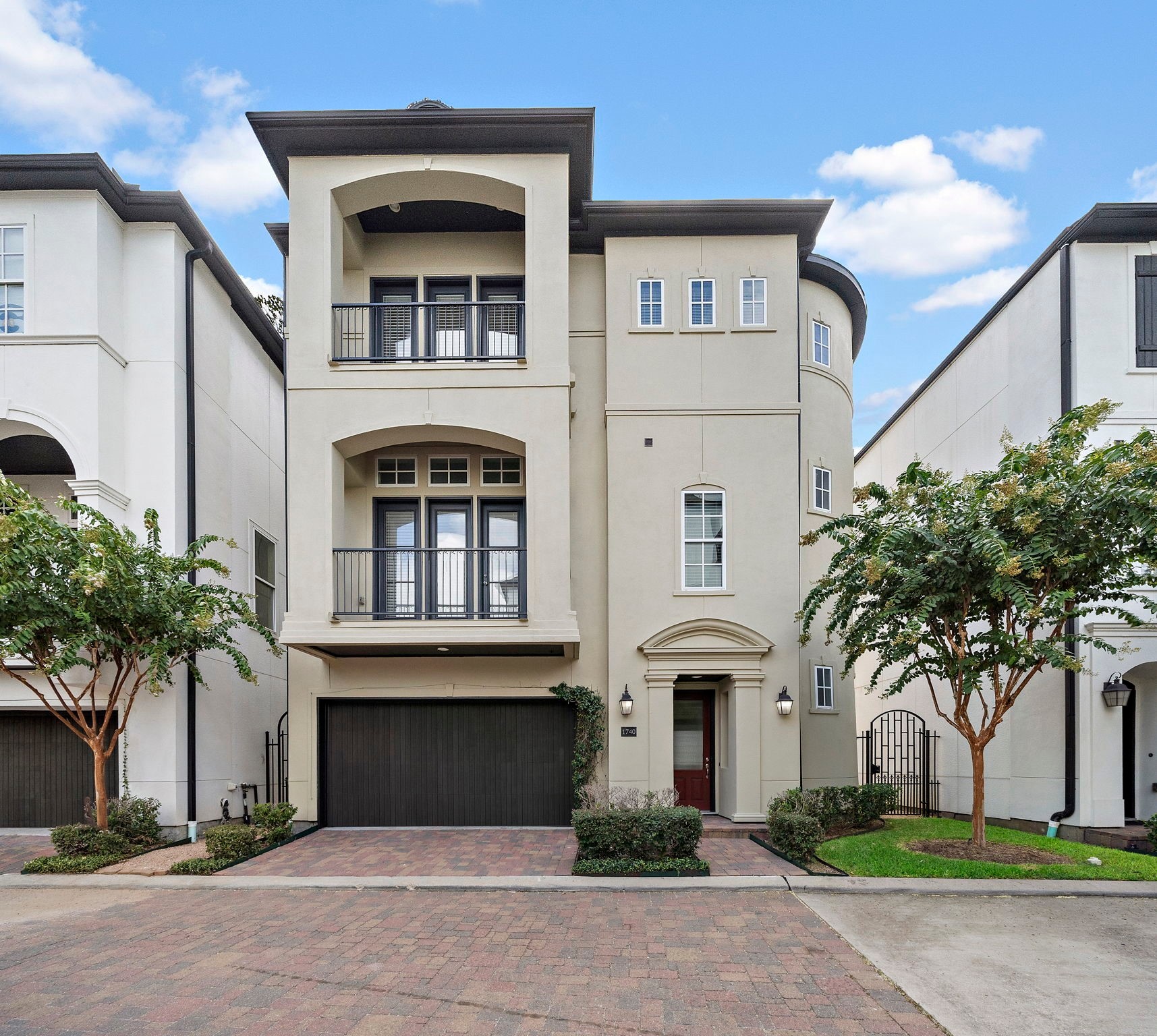 1740 Wrenwood Lakes Houston TX 77043