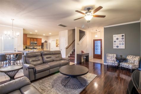 2002 Vermillion Oak Street Fresno TX 77545