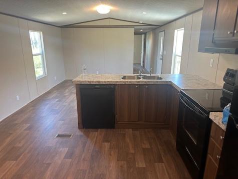 614 Cr 5253 Cleveland TX 77327