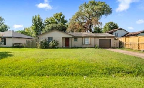 5830 Woodview Drive Houston TX 77396