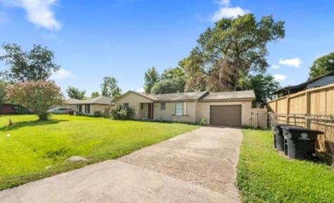 5830 Woodview Drive Houston TX 77396