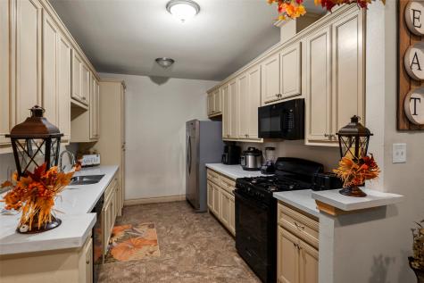 1541 3rd Street Hempstead TX 77445