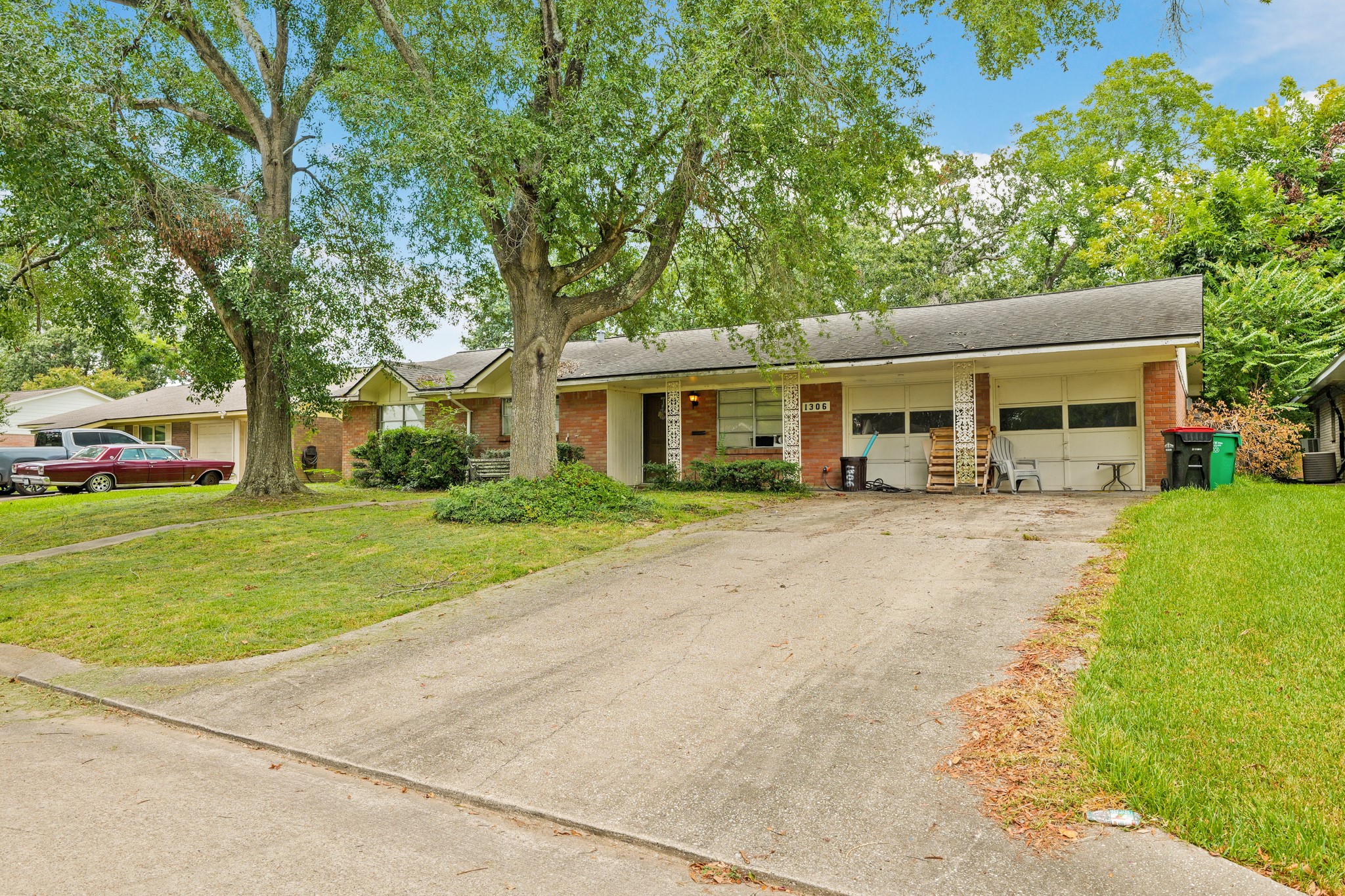 1306 Narcille Street Baytown TX 77520