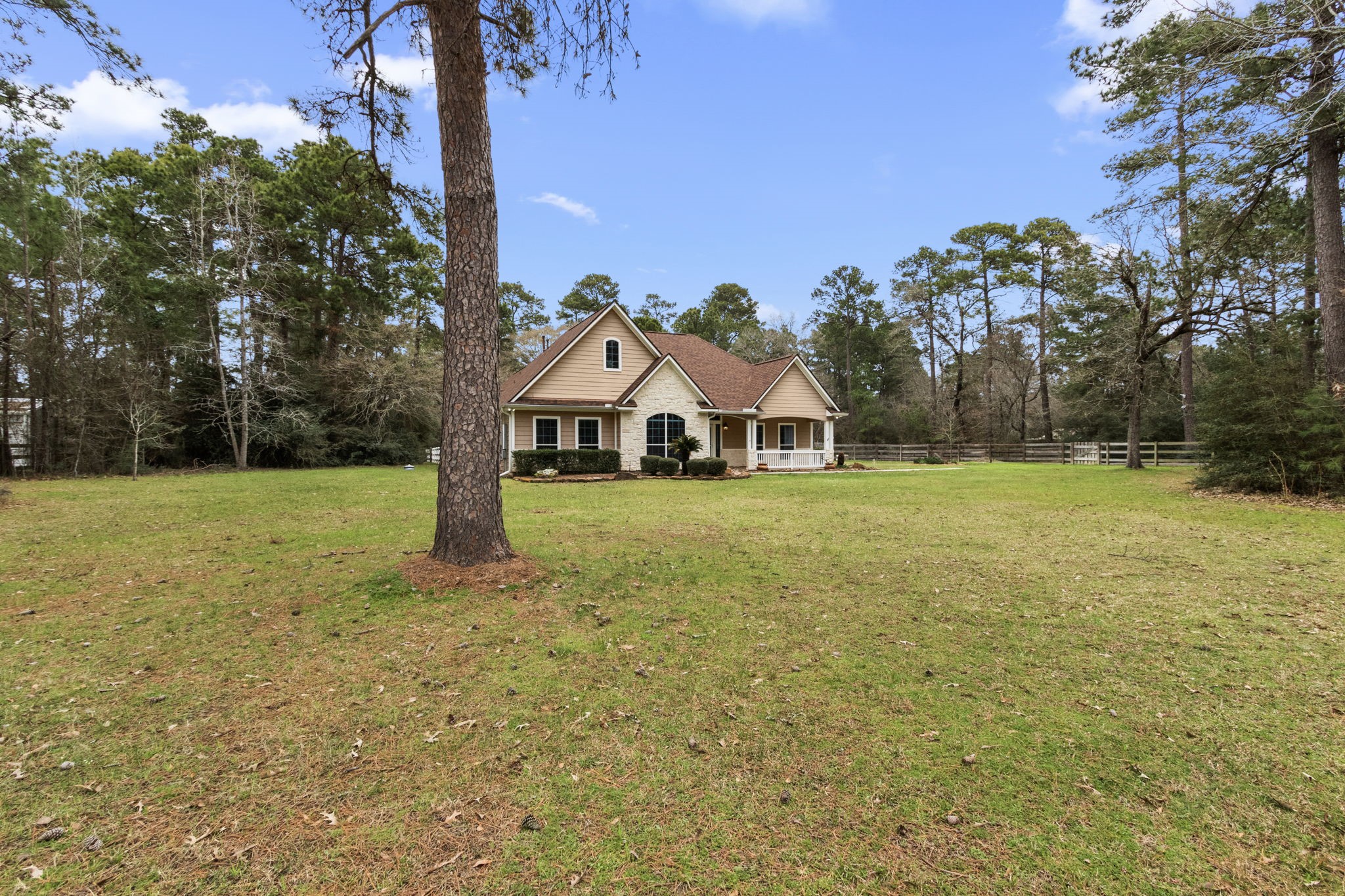 30606 N Holly Oaks Circle Magnolia TX 77355
