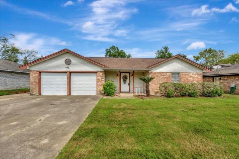 308 S Yaupon Street Lake Jackson TX 77566