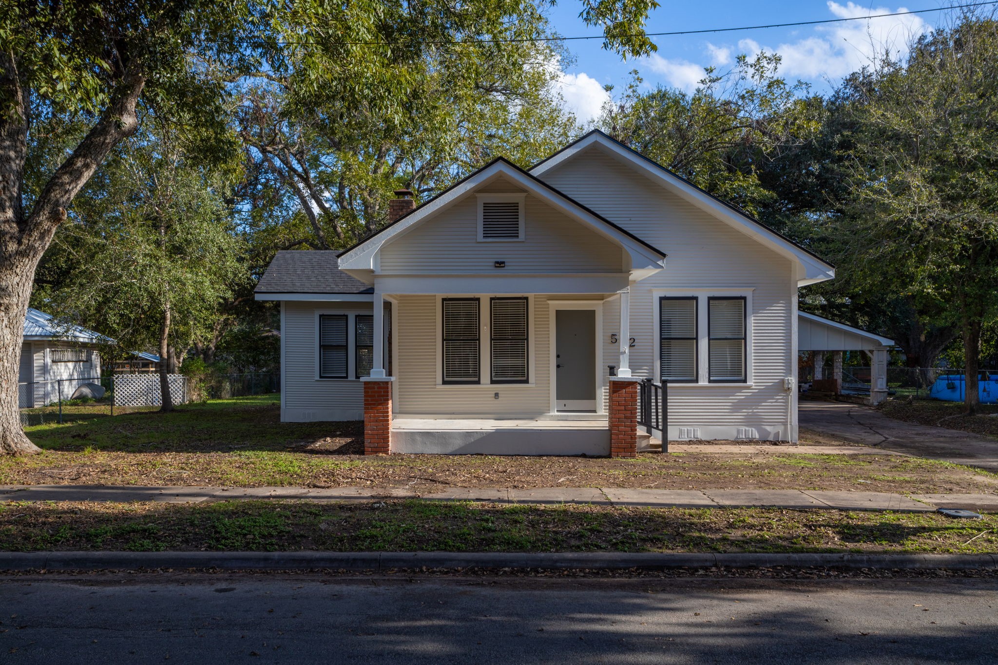 512 N Mccarty Avenue Eagle Lake TX 77434