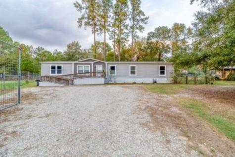 7715 Walnut Tree Lane Plantersville TX 77363