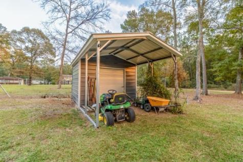 7715 Walnut Tree Lane Plantersville TX 77363