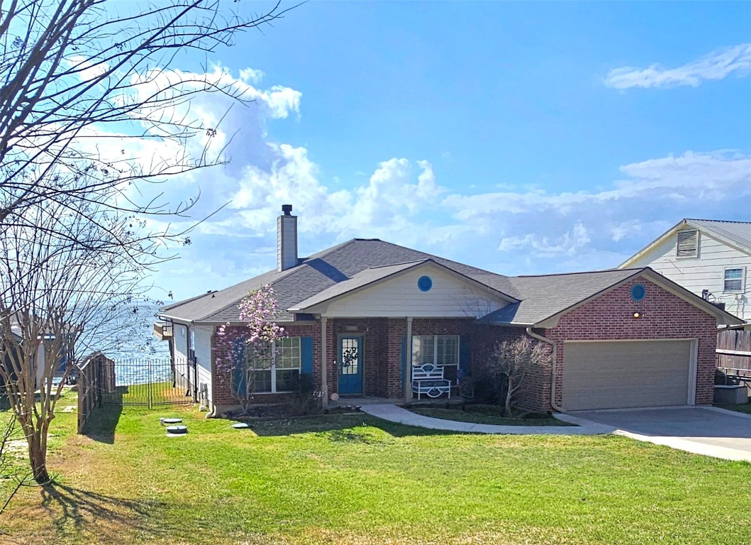 200 Little Dove Livingston TX 77351