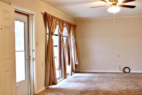 1630 Montezuma Street Columbus TX 78934